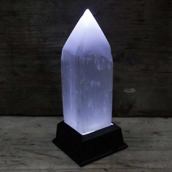 Selenite Pencil Point Tower 15 cm