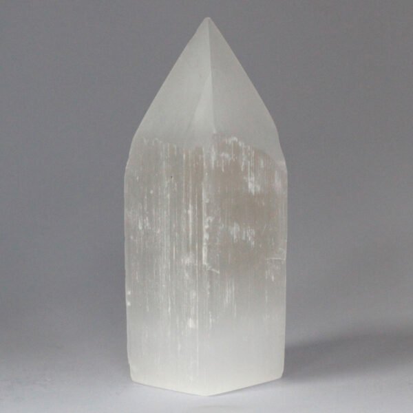Selenite Pencil Point Tower 15 cm