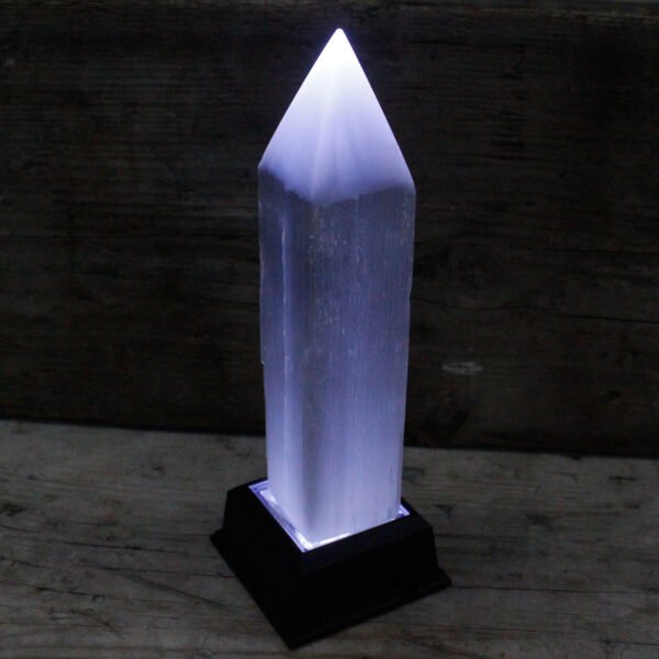 Selenite Pencil Point Tower 20 cm