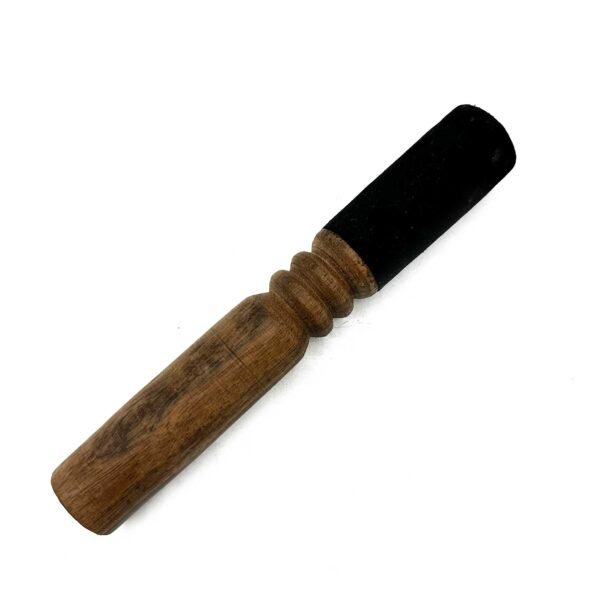 Tibetan Singing Bowl Set – 14 cm – Yogi Engraved