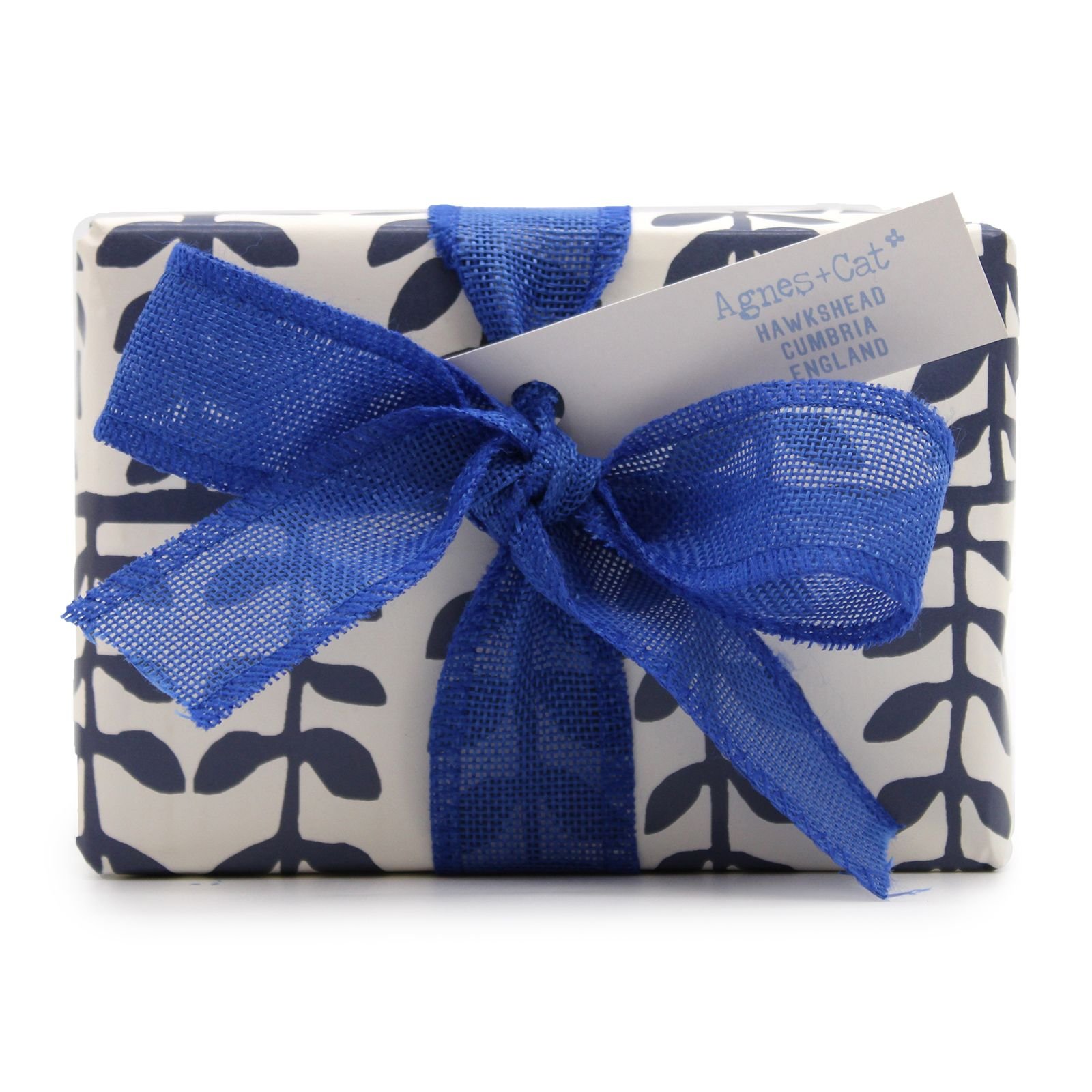 Gift Box - Parma Violet (Candle) + Seasalt and Moss & Dolly Blue (Fizz) - Image 6