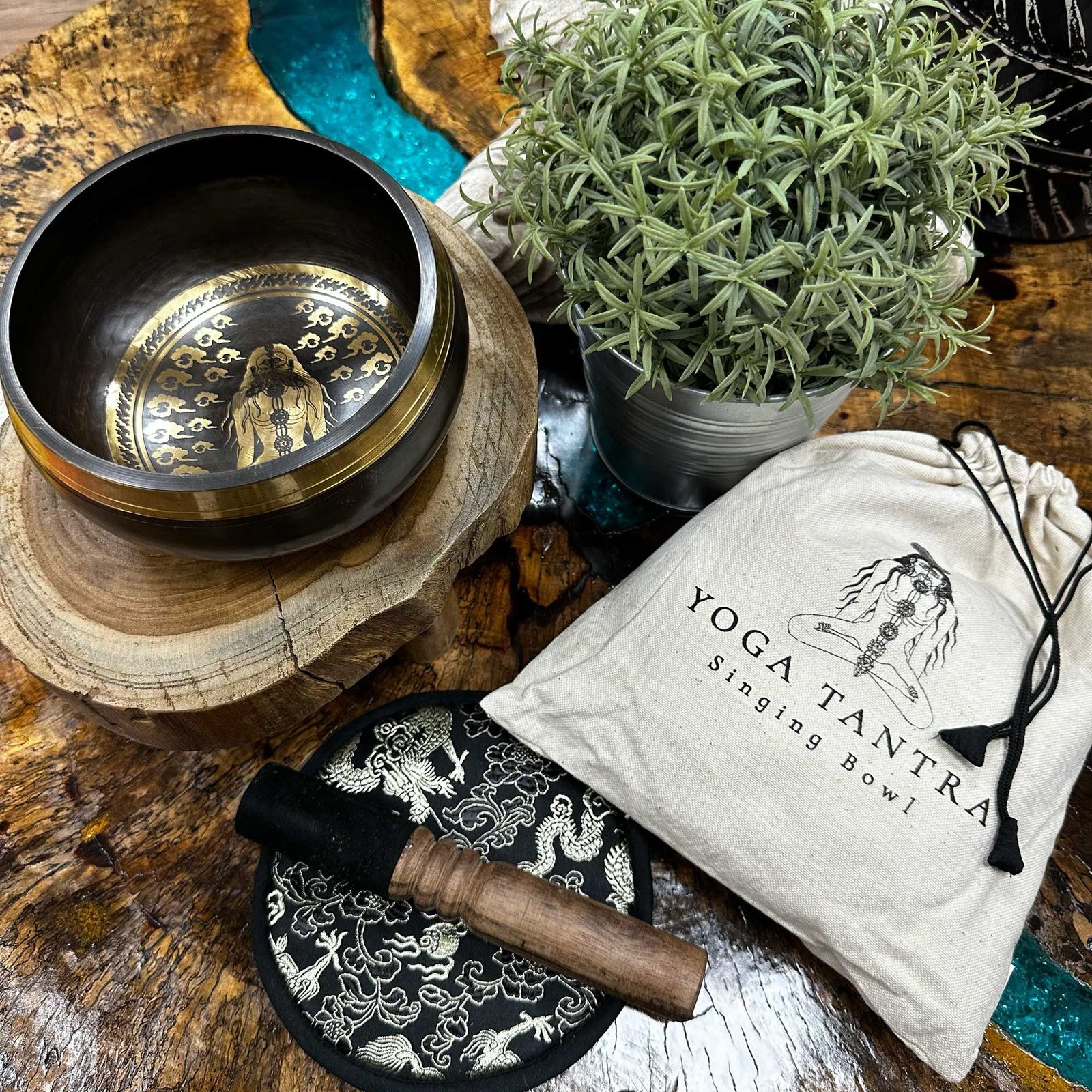 Hand Beaten & Engraved Singing Bowl Gift Set - 14cm - Yogi - Image 2